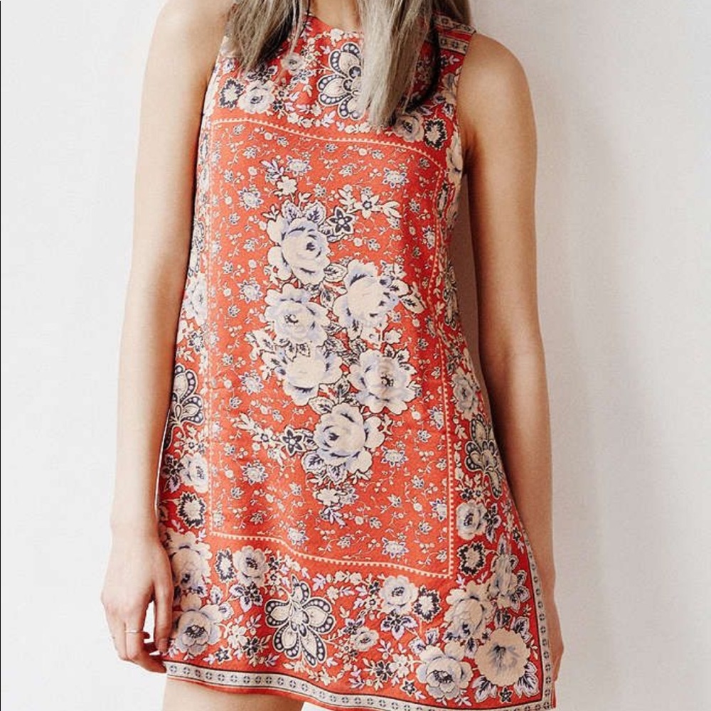 Ecote Dress